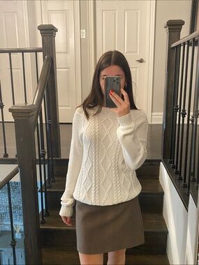 Hollister Cream Cable Knit Crewneck Sweater